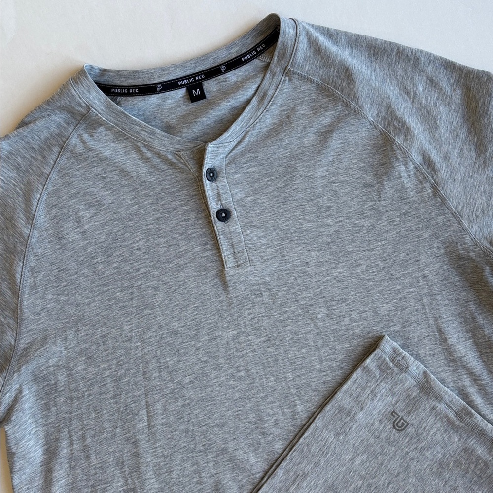 Public Rec Gray Short Sleeve Henley Shirt Pima Cotton Tencel Mens Size‎ Medium